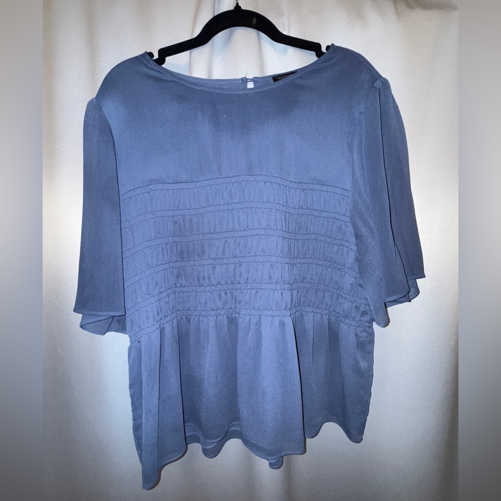 Anne Taylor Peplum Blouse 👠 3 for $ 30👠